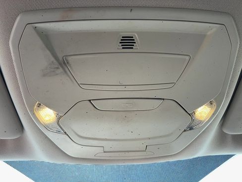 Used 2018 Ford Escape SE FWD image 22