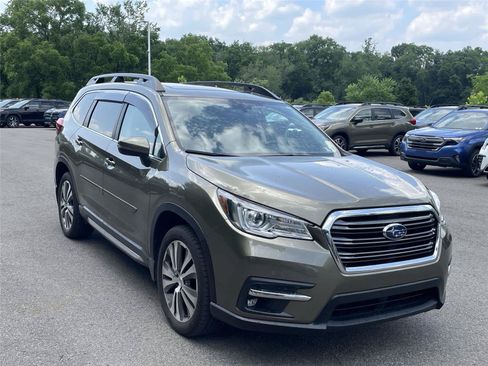 Used 2022 Subaru Ascent Limited w/ Technology Package AWD/4WD image 7