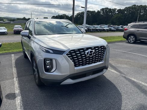 Used 2021 Hyundai Palisade SEL w/ Premium Package AWD/4WD image 2