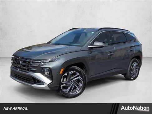 Certified 2025 Hyundai Tucson Limited image 1