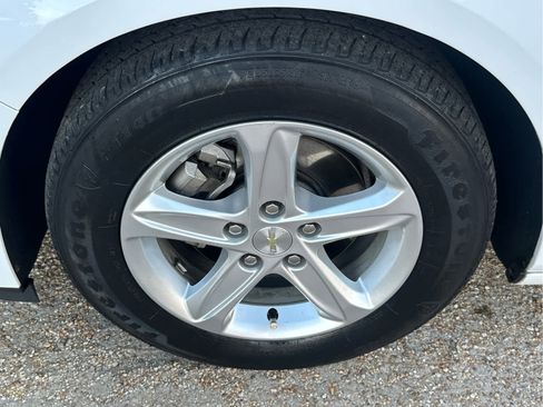 Used 2019 Chevrolet Malibu LS image 11