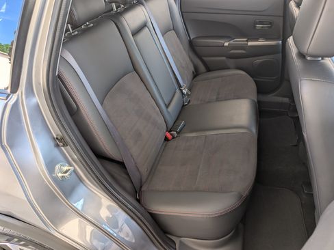 Used 2023 Mitsubishi Outlander Sport SE AWD/4WD image 19