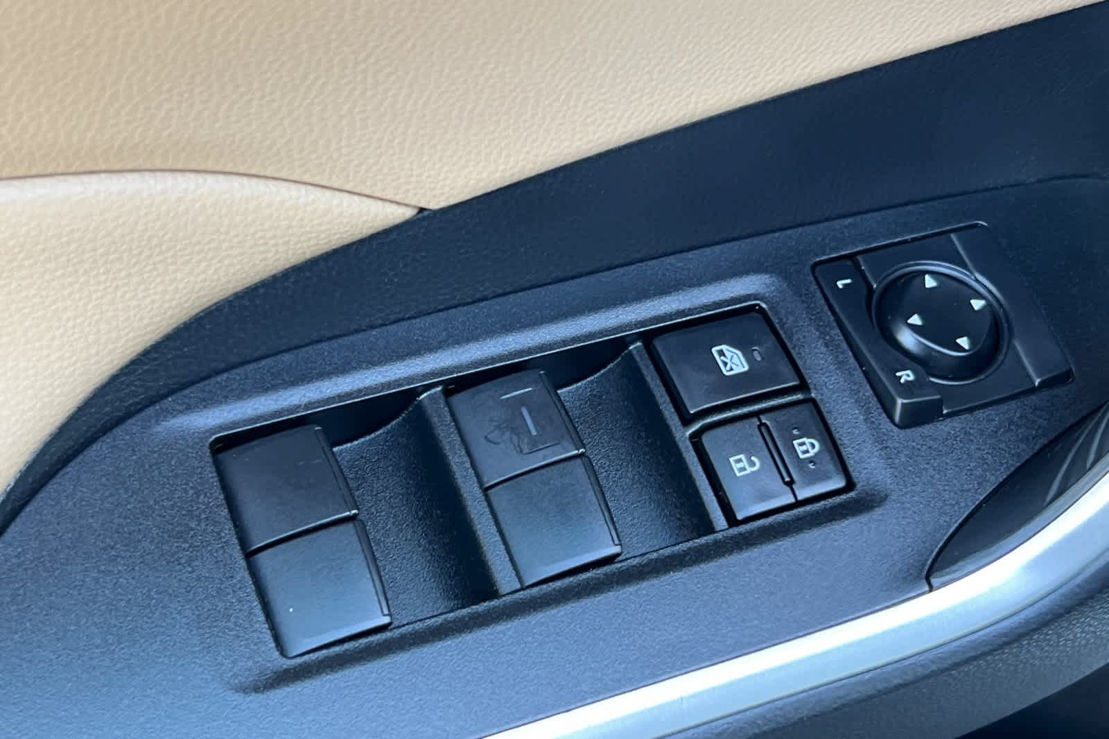 Certified 2021 Toyota RAV4 LE FWD image 13