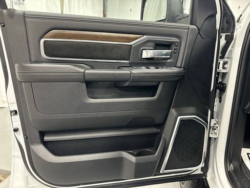 Used 2024 RAM 2500 Laramie image 8