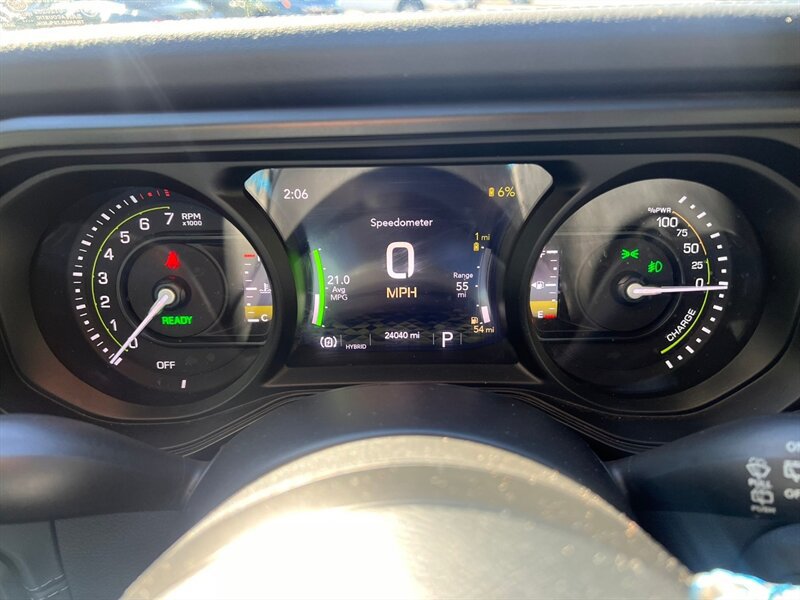 Used 2024 Jeep Wrangler Unlimited Rubicon 4xe AWD/4WD image 30