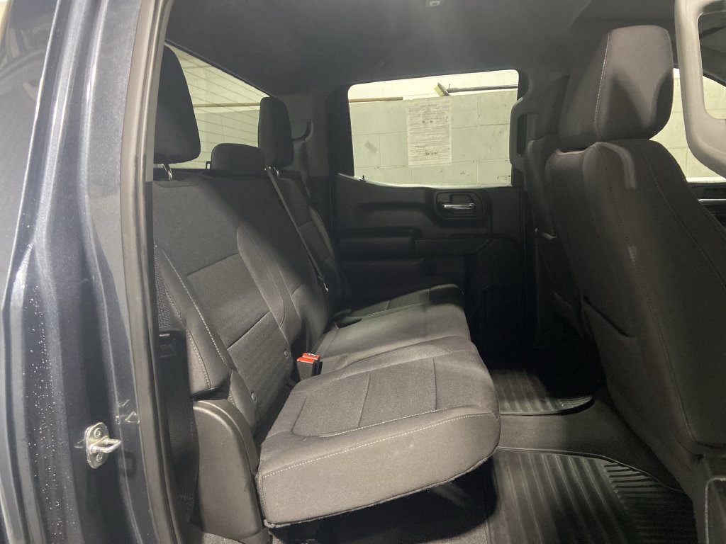 Certified 2022 Chevrolet Silverado 1500 LT AWD/4WD image 26