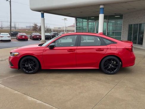 Certified 2023 Honda Civic Sport image 2