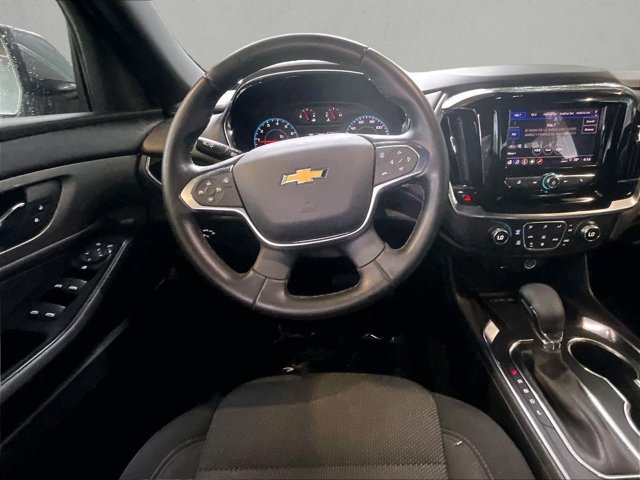 Used 2023 Chevrolet Traverse LT FWD image 7