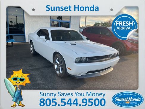 Used 2014 Dodge Challenger R/T Plus image 1