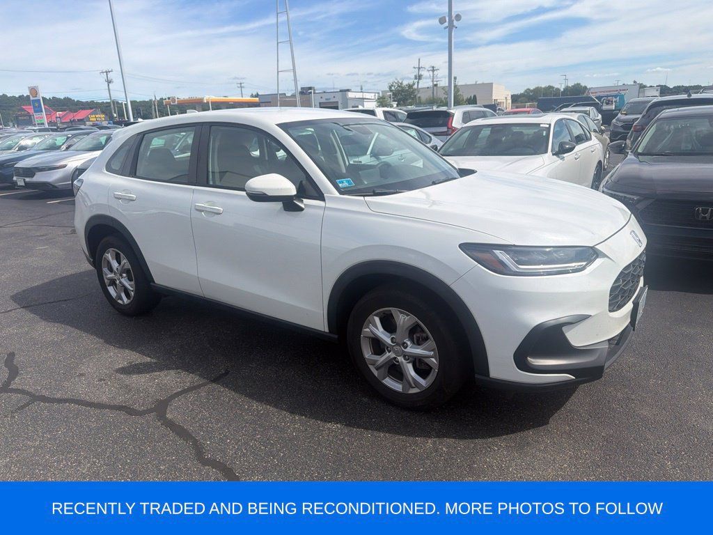 Used 2024 Honda HR-V LX image 1