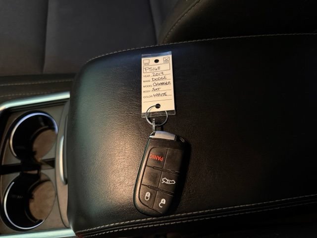 Used 2019 Dodge Charger SXT RWD image 20
