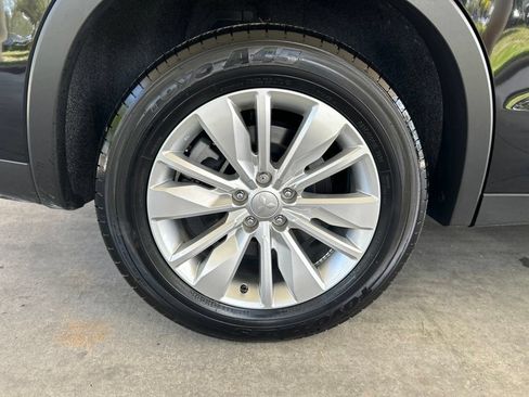 Used 2025 Mitsubishi Outlander ES FWD image 18