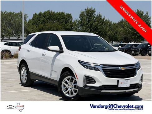 Used 2022 Chevrolet Equinox LT FWD image 2