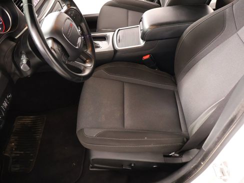 Used 2020 Dodge Charger SXT RWD image 10