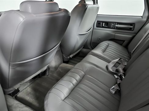 Used 1994 Chevrolet Impala SS RWD image 21
