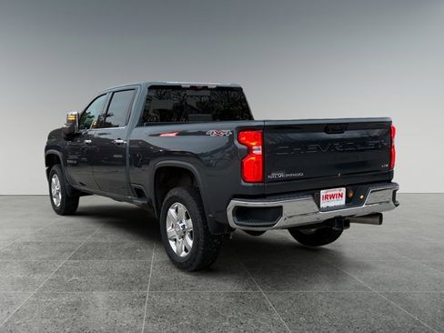 Used 2020 Chevrolet Silverado 2500 LTZ w/ LTZ Premium Package image 3