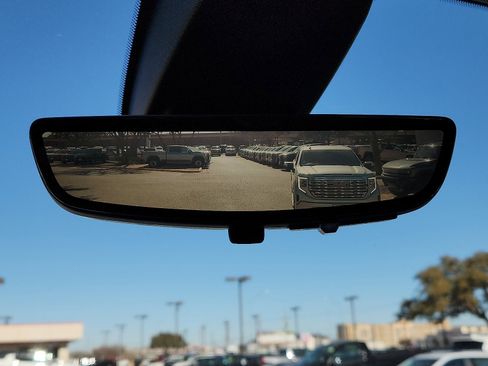 Used 2022 GMC Sierra 2500 AT4 w/ AT4 Premium Plus Package image 18