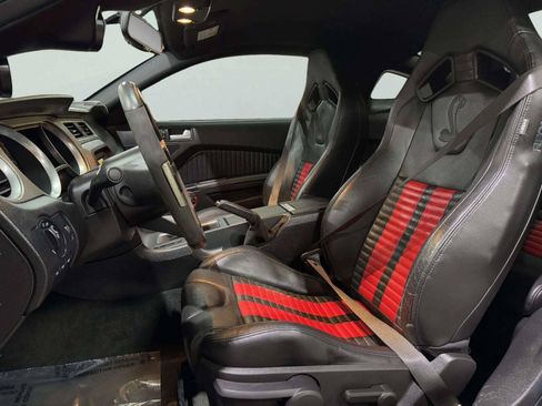 Used 2012 Ford Mustang Shelby GT500 w/ SVT Performance Pkg RWD image 28