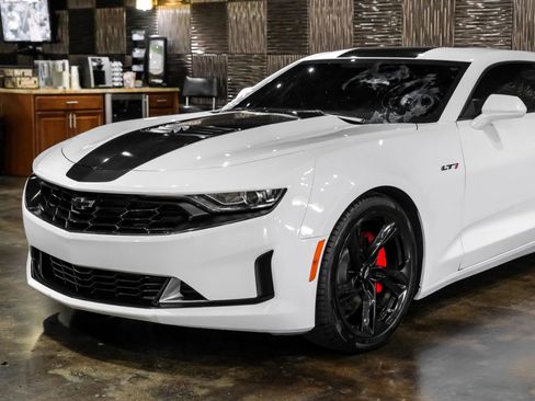 Used 2022 Chevrolet Camaro LT w/ RS Package RWD image 8
