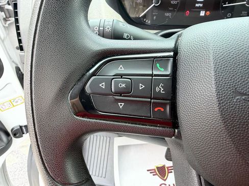 Used 2025 RAM ProMaster 2500 w/ Convenience Group FWD image 24