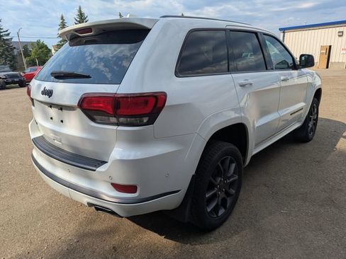 Used 2020 Jeep Grand Cherokee High Altitude AWD/4WD image 17