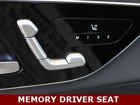 New 2025 Mercedes-Benz GLC 350e 4MATIC image 14