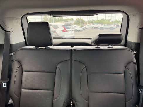 Used 2019 GMC Acadia SLT image 10