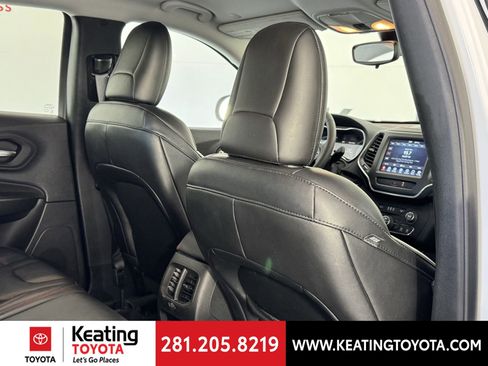 Used 2022 Jeep Cherokee Trailhawk w/ Trailer Tow Group image 18