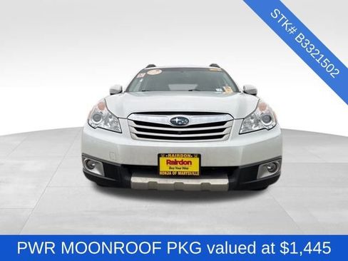 Used 2011 Subaru Outback 2.5i Limited w/ PWR Moonroof Pkg image 2