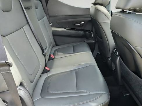 Used 2025 Hyundai Santa Cruz Limited AWD/4WD image 24