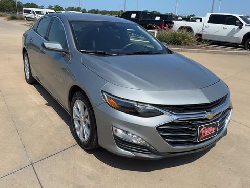Used 2024 Chevrolet Malibu LT FWD image 3
