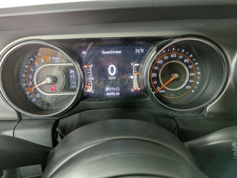Used 2021 Jeep Wrangler Unlimited Sport AWD/4WD image 4