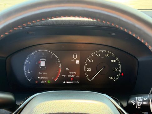 Used 2024 Honda HR-V Sport image 17