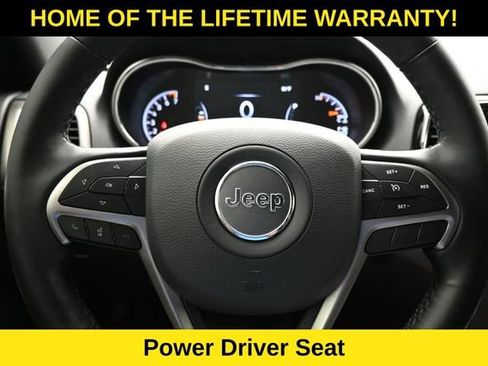 Used 2020 Jeep Grand Cherokee Altitude AWD/4WD image 19
