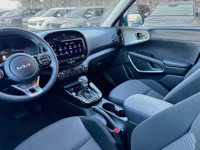Certified 2024 Kia Soul S FWD image 22