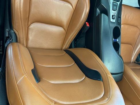 Used 2017 Chevrolet Camaro LT RWD image 18