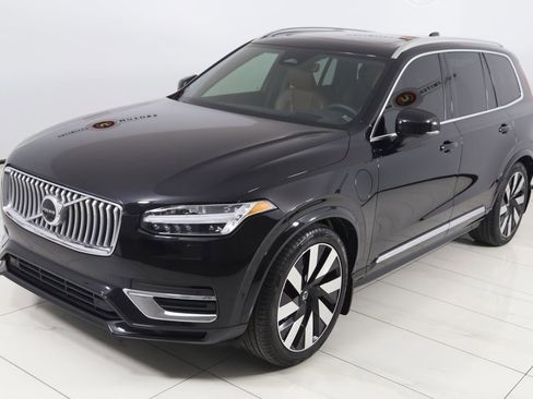 Used 2023 Volvo XC90 T8 Ultimate w/ Protection Package Premier image 25