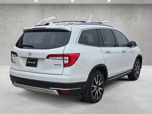 Used 2022 Honda Pilot Touring image 16