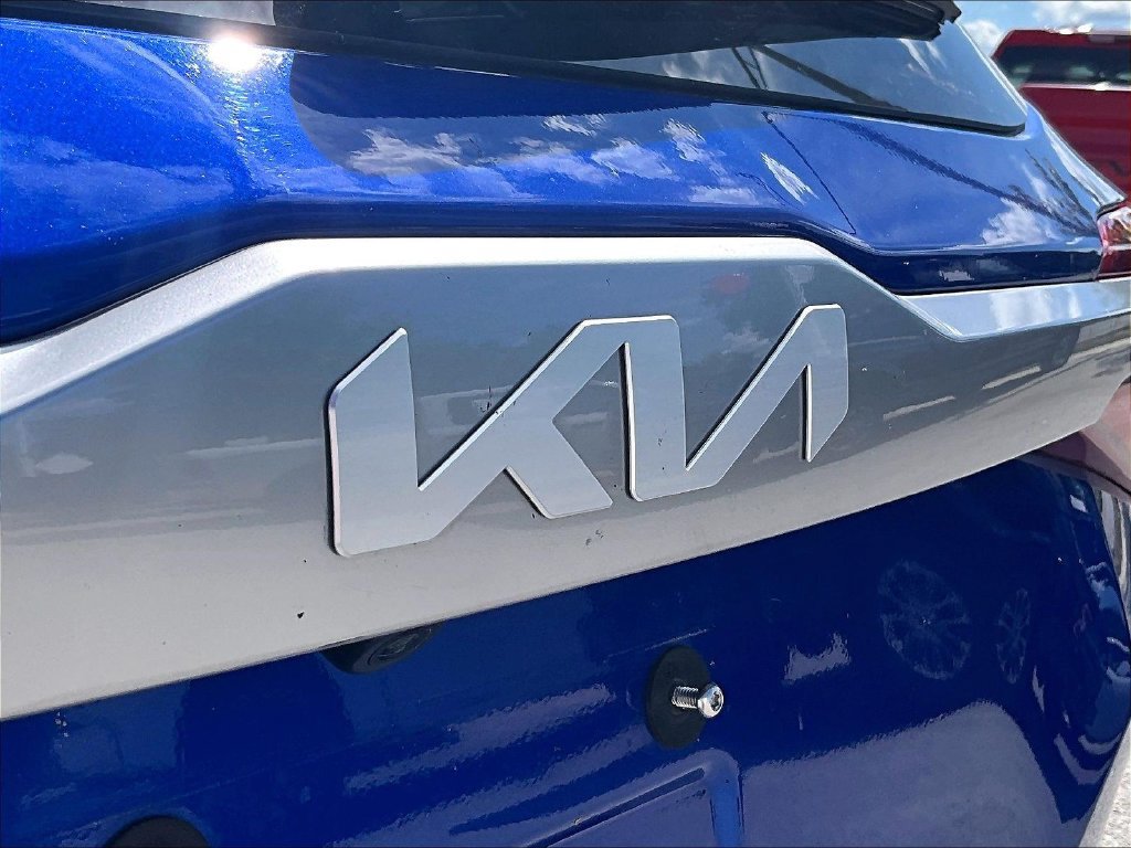 Used 2023 Kia Seltos LX AWD/4WD image 9