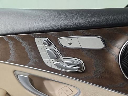 Used 2018 Mercedes-Benz GLC 300 GLC 300 image 29