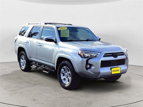 Used 2021 Toyota 4Runner SR5 Premium w/ Moonroof Package image 7