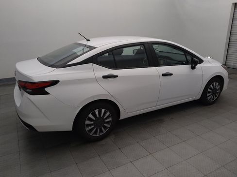 Used 2022 Nissan Versa S FWD image 10