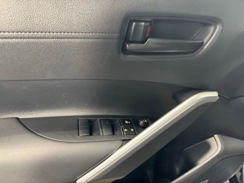 New 2026 Toyota Corolla Cross LE image 31