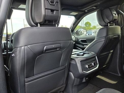 New 2027 Ford Expedition Platinum w/ Stealth Performance Package AWD/4WD image 30