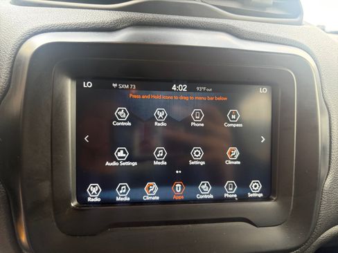 Used 2018 Jeep Renegade Trailhawk w/ Cold Weather Group II AWD/4WD image 14