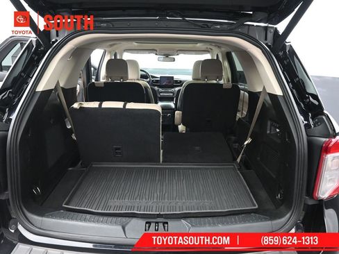 Used 2020 Ford Explorer Limited w/ Class III Trailer Tow Package image 34