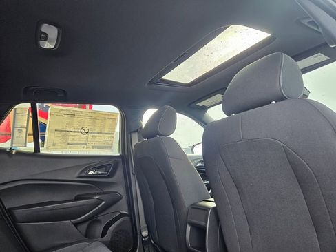 New 2026 Chevrolet Trax RS w/ Sunroof Package image 34