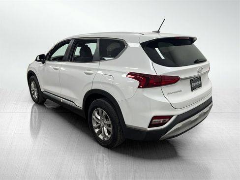Used 2020 Hyundai Santa Fe SE image 8