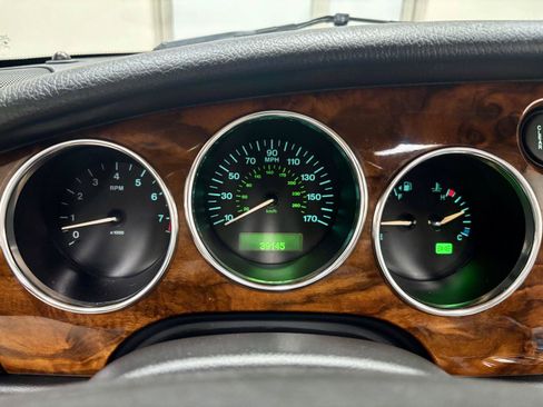 Used 2005 Jaguar XK8 Convertible RWD image 26