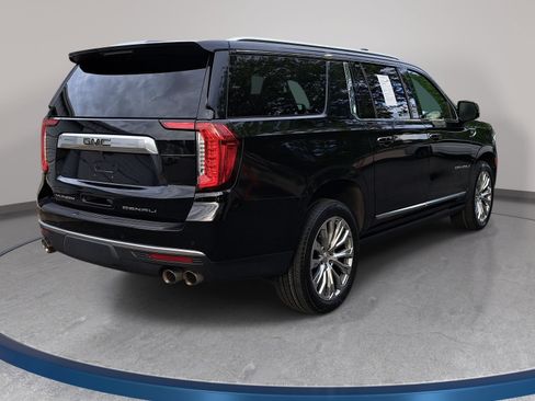 Used 2022 GMC Yukon XL Denali w/ Max Trailering Package AWD/4WD image 5